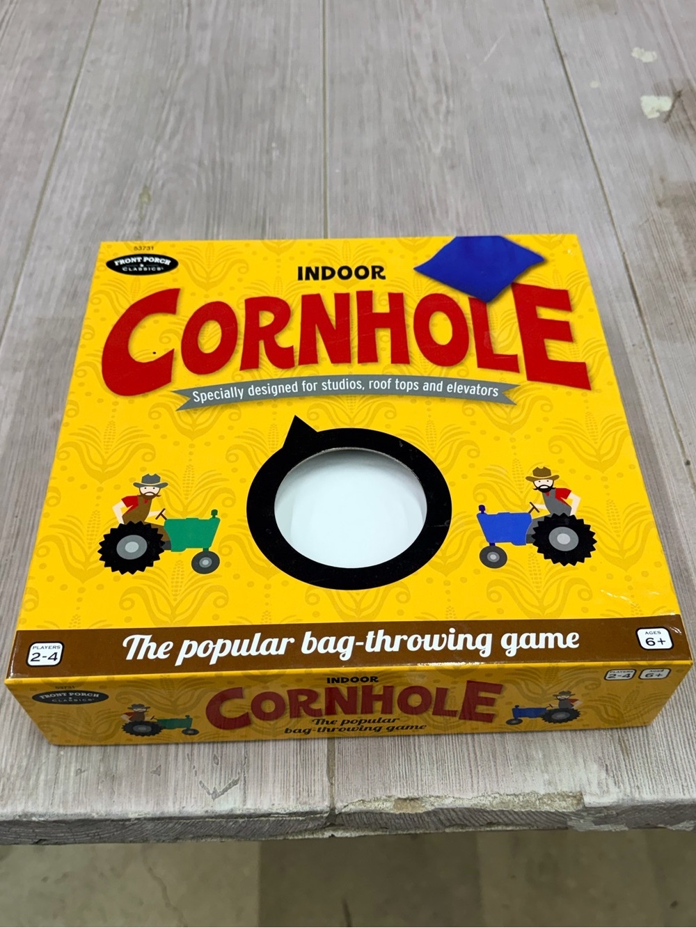 Indoor Small Cornhole Bag-Throwing Game EUC